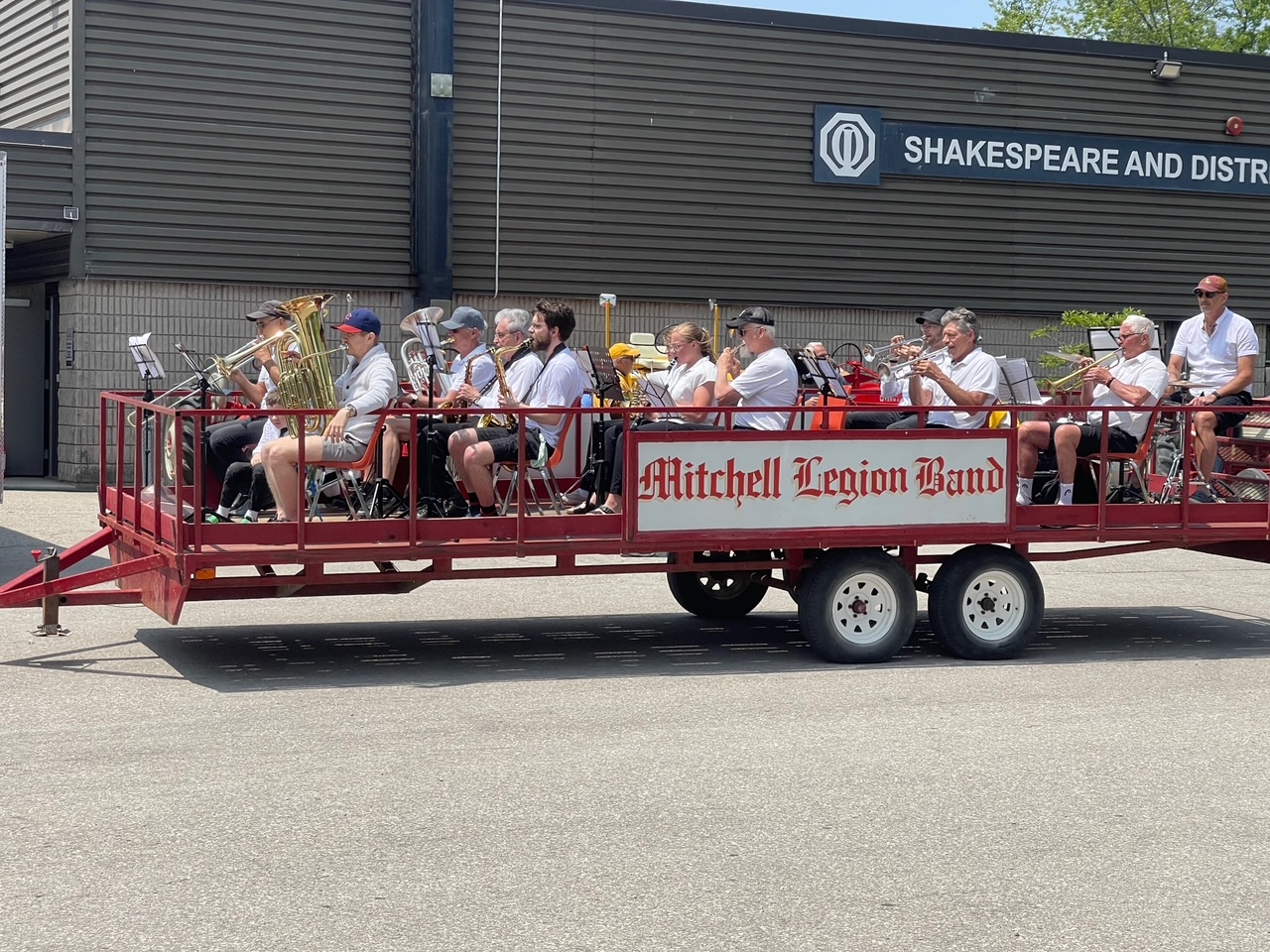 FD_-_Mitchell_band.png