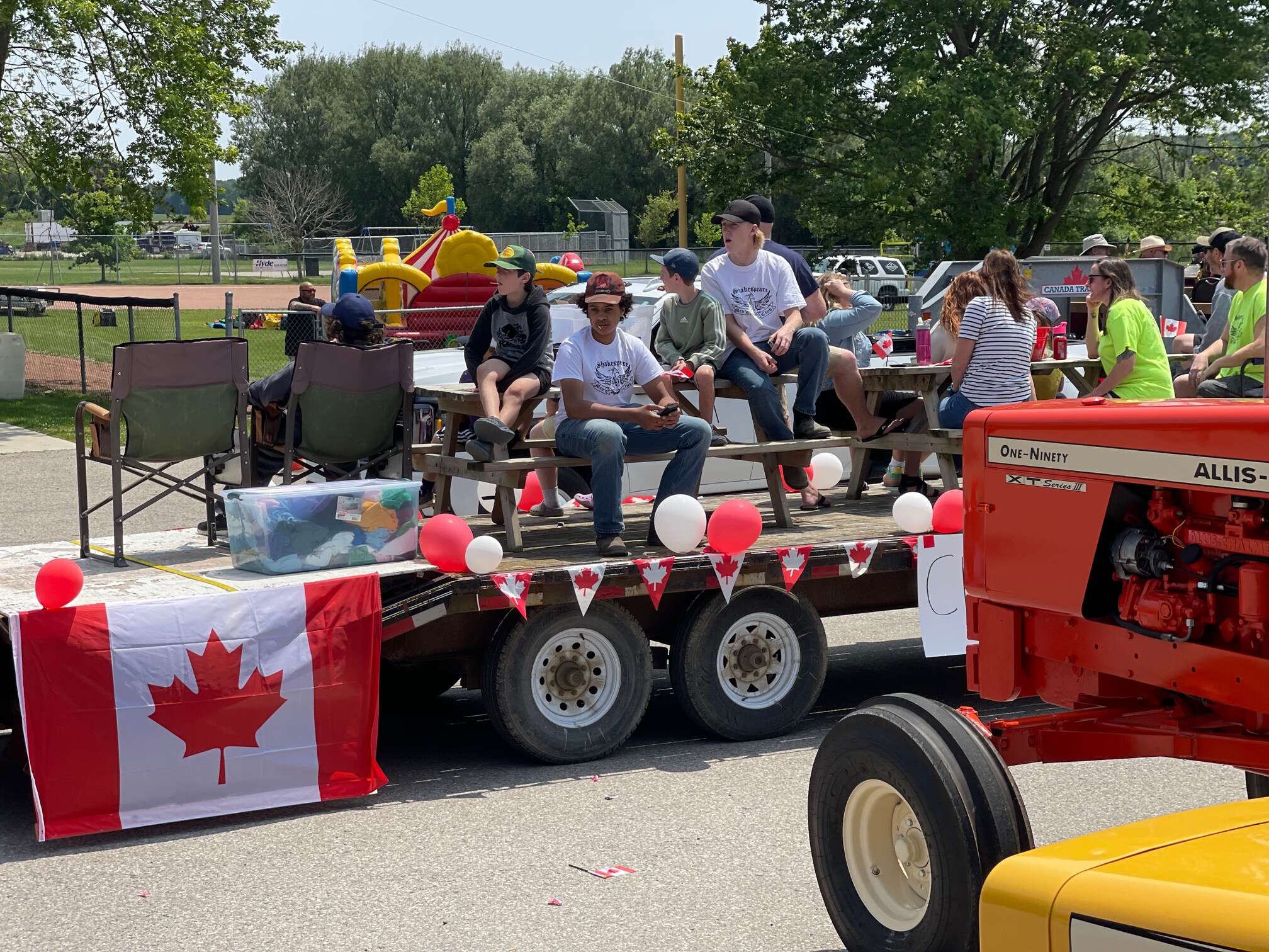 FD_-_Parade_Float_2.jpg